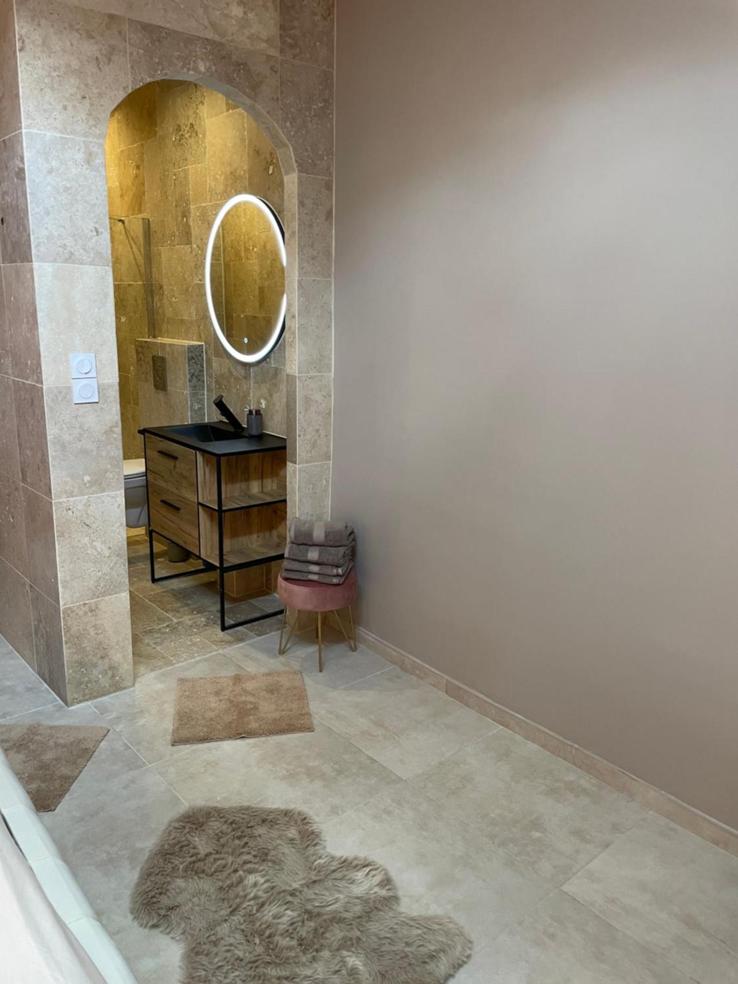 La Nuit De Reve Suite Privative Jaccuzi Sauna Suite 2 Crouy 외부 사진